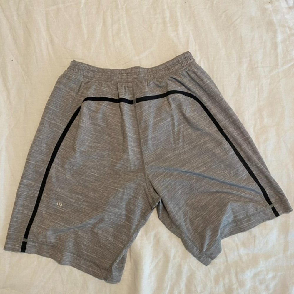 Men's Lululemon 9" Pacebreaker Short